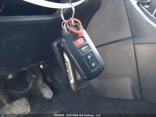 Продажа на аукционе авто 2016 Toyota Corolla L/le/le Pls/prm/s/s Pls, vin: 2T1BURHE8GC643472, номер лота: 12550686