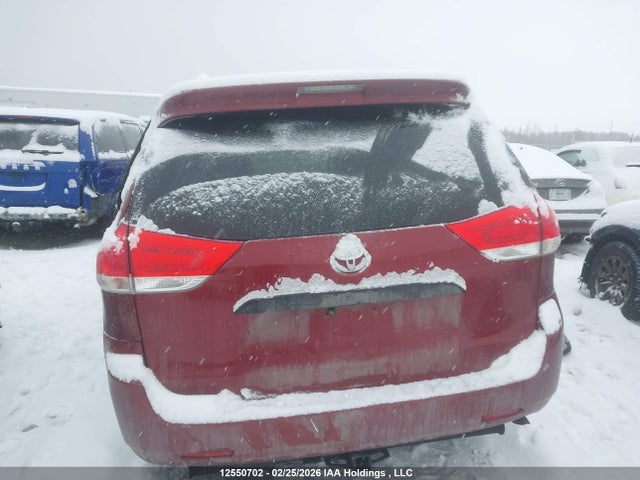2014 Toyota Sienna 7 Passenger მანქანა იყიდება აუქციონზე, vin: 5TDZK3DC7ES492019, აუქციონის ნომერი: 12550702