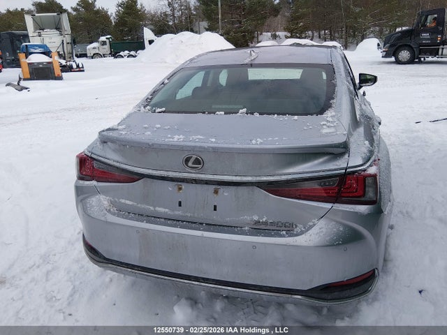 58AB21B14PU014215 Lexus Es 300h 300h