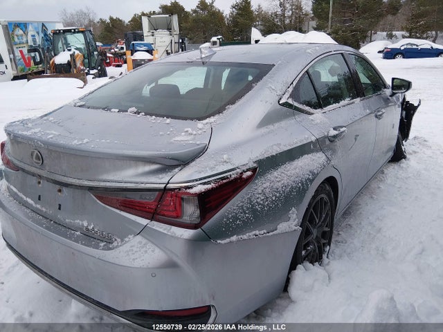 58AB21B14PU014215 Lexus Es 300h 300h