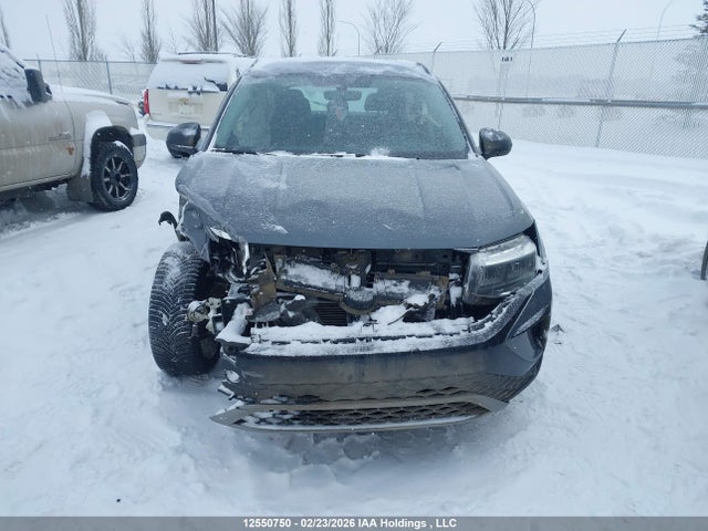 12550750 :رقم المزاد ، 3VVAX7B22PM321585 vin ، 2023 Volkswagen Taos Trendline مزاد بيع
