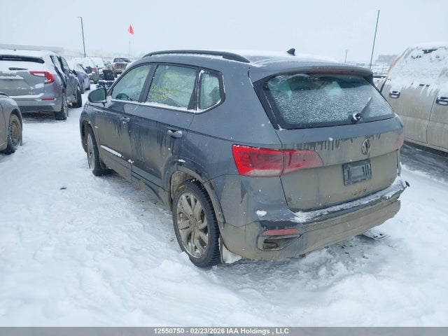 12550750 :رقم المزاد ، 3VVAX7B22PM321585 vin ، 2023 Volkswagen Taos Trendline مزاد بيع
