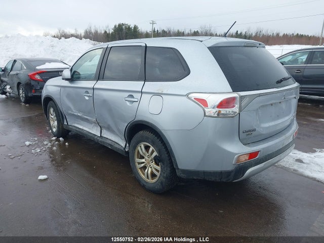 Продаж на аукціоні авто 2015 Mitsubishi Outlander Es, vin: JA4AZ2A32FZ600967, номер лоту: 12550752