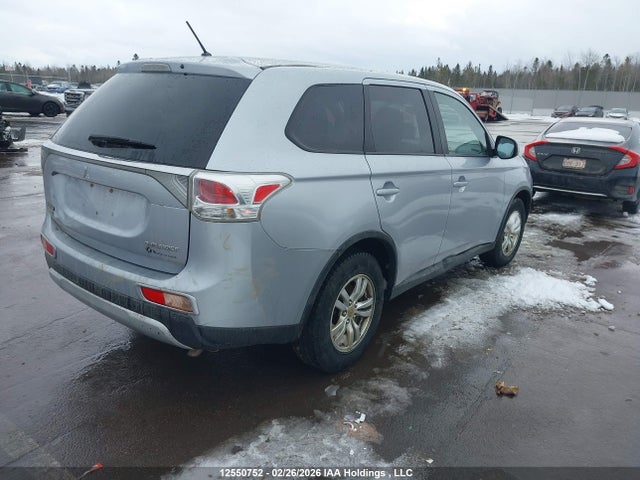 Продаж на аукціоні авто 2015 Mitsubishi Outlander Es, vin: JA4AZ2A32FZ600967, номер лоту: 12550752