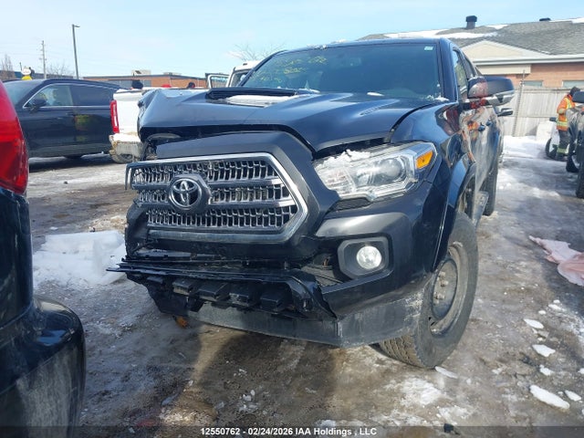 5TFDZ5BN1GX008025 Toyota Tacoma Sr5