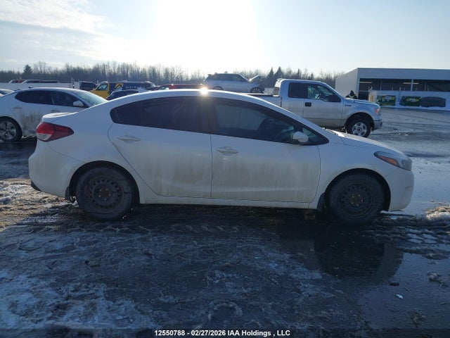 3KPFK4A75HE135534 KIA FORTE LX