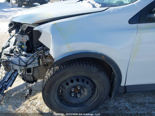 Toyota RAV4 SE 2018 2T3JFREV6JW746736 Image 19
