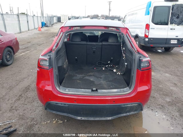 7SAYGDEE6NF571966 Tesla Model Y