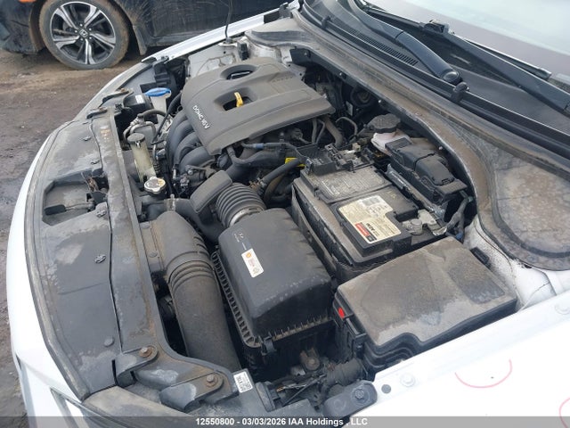 KMHD84LF9JU577522 Hyundai ELANTRA GL