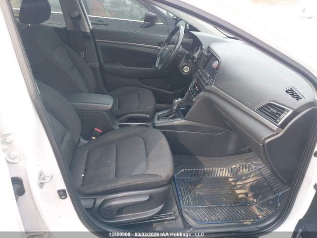 KMHD84LF9JU577522 Hyundai ELANTRA GL