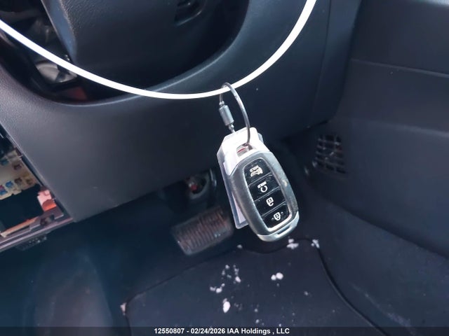 Продажа на аукционе авто 2025 Hyundai Venue Sel/limited, vin: KMHRC8A37SU371640, номер лота: 12550807