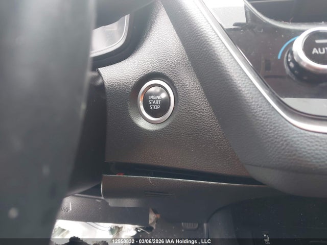 12550832 :رقم المزاد ، 5YFBPRBEXLP033891 vin ، 2020 Toyota Corolla Le مزاد بيع