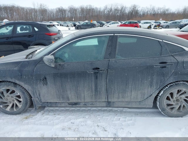 2HGFC2F68JH034534 Honda CIVIC SE