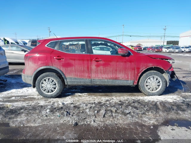 JN1BJ1CP5JW155438 Nissan Qashqai S/sv