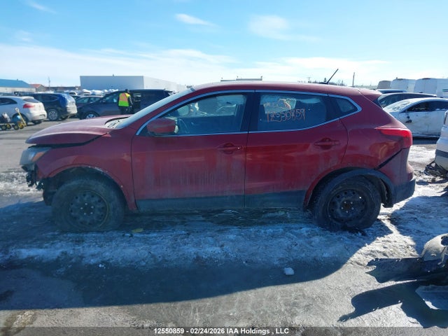 JN1BJ1CP5JW155438 Nissan Qashqai S/sv