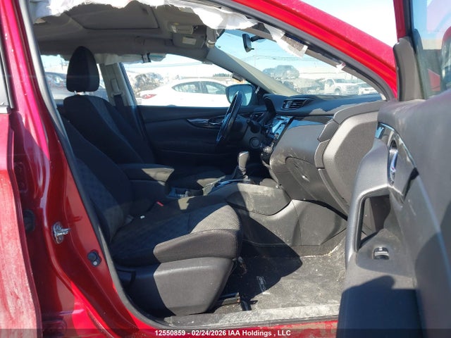 JN1BJ1CP5JW155438 Nissan Qashqai S/sv