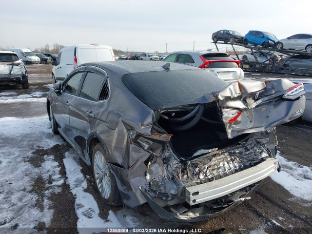 4T1B21HK0JU502320 Toyota Camry Hybrid Le/se/xle