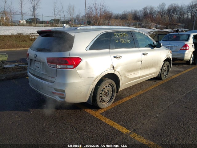 5XYPKDA1XGG186240 KIA Sorento