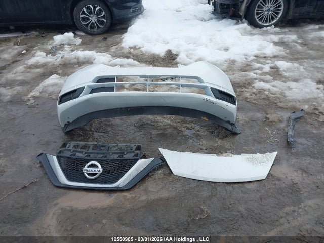 3N1CE2CP8JL367058 Nissan Versa Note S/sr/sv