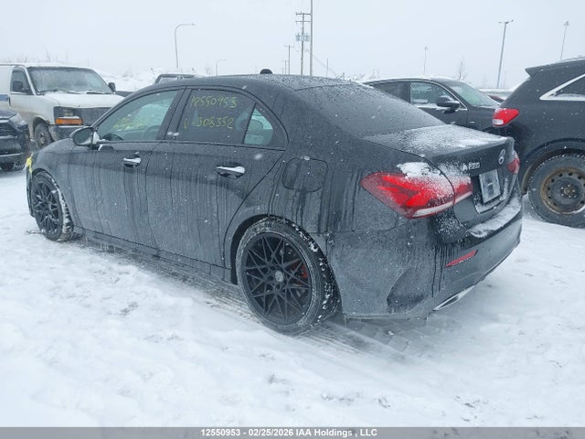 W1K3G4FB4MJ308352 Mercedes-Benz A 220 4matic