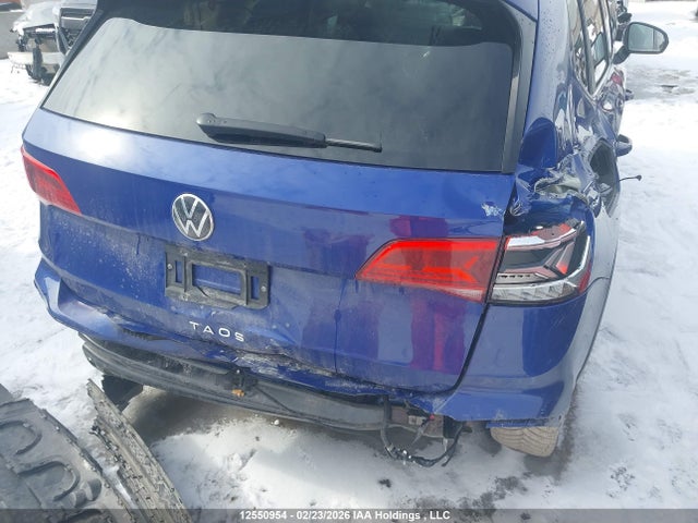 12550954 :رقم المزاد ، 3VVEX7B25RM014173 vin ، 2024 Volkswagen Taos Se مزاد بيع