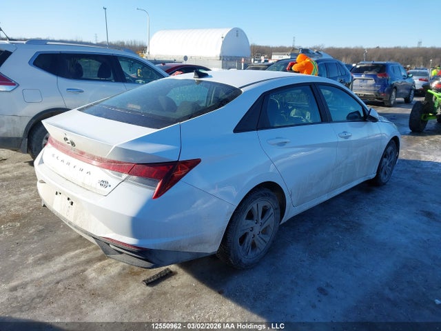 KMHLM4AG0NU347814 Hyundai Elantra