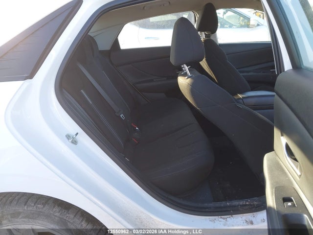 KMHLM4AG0NU347814 Hyundai Elantra