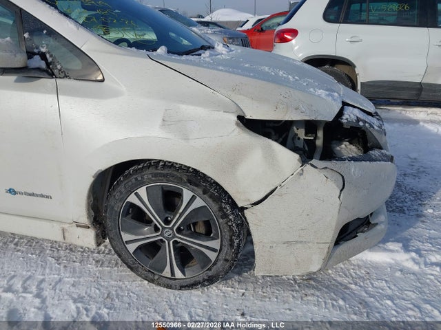 1N4AZ1CP0JC313919 Nissan Leaf S/sv/sl