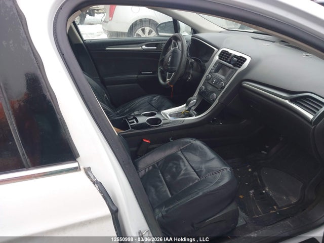 3FA6P0H75ER104861 Ford FUSION SE