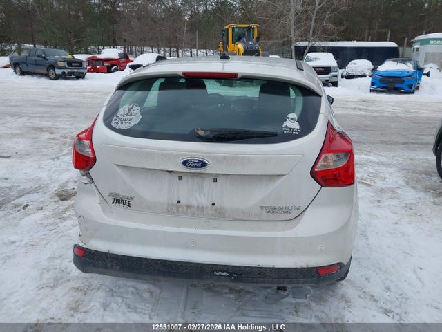 2013 Ford Focus მანქანა იყიდება აუქციონზე, vin: 1FADP3N23DL256748, აუქციონის ნომერი: 12551007