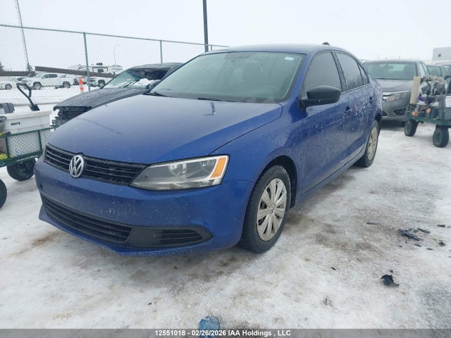 Продажа на аукционе авто 2013 Volkswagen Jetta 2.0l Trendline/2.0l Trendline+, vin: 3VW2K7AJ5DM260736, номер лота: 12551018