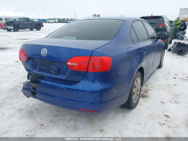 Продажа на аукционе авто 2013 Volkswagen Jetta 2.0l Trendline/2.0l Trendline+, vin: 3VW2K7AJ5DM260736, номер лота: 12551018