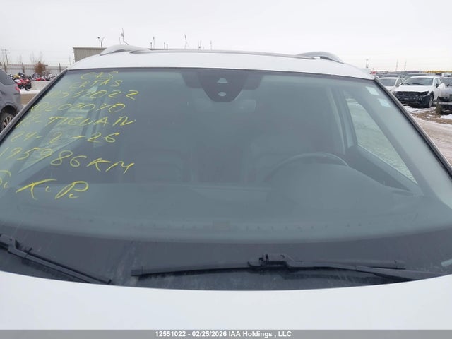 12551022 :رقم المزاد ، 3VV4B7AX1JM202040 vin ، 2018 Volkswagen Tiguan Sel Premium مزاد بيع
