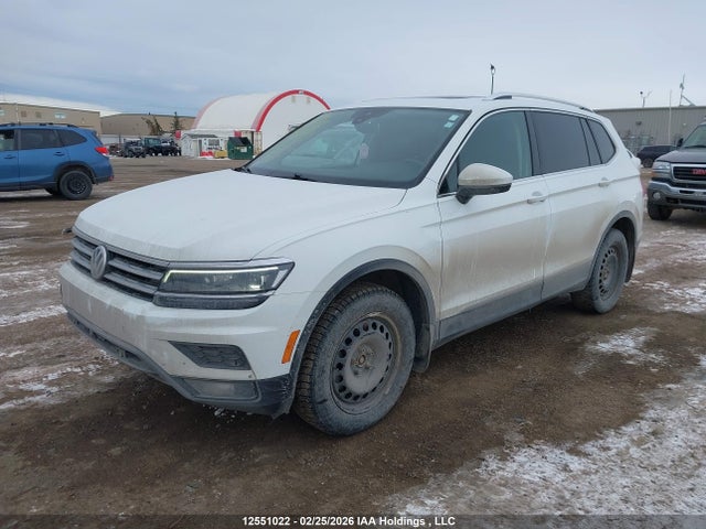 12551022 :رقم المزاد ، 3VV4B7AX1JM202040 vin ، 2018 Volkswagen Tiguan Sel Premium مزاد بيع