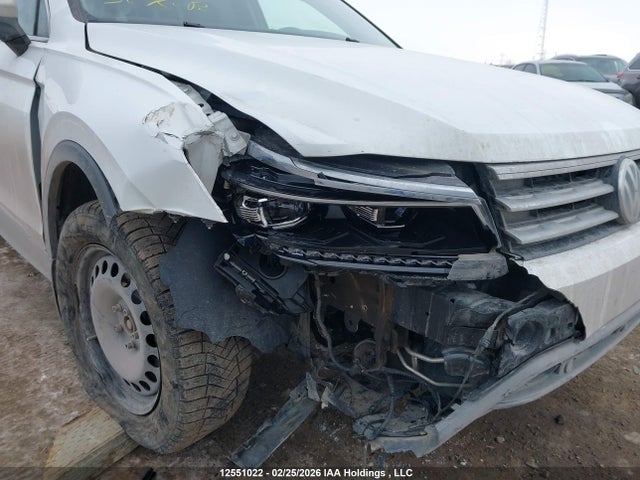 12551022 :رقم المزاد ، 3VV4B7AX1JM202040 vin ، 2018 Volkswagen Tiguan Sel Premium مزاد بيع