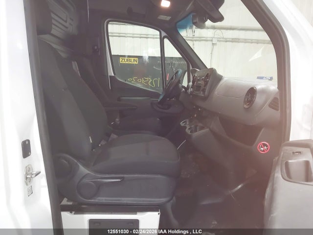 W1Y4KCHY8RP660505 Mercedes-Benz Sprinter 2500