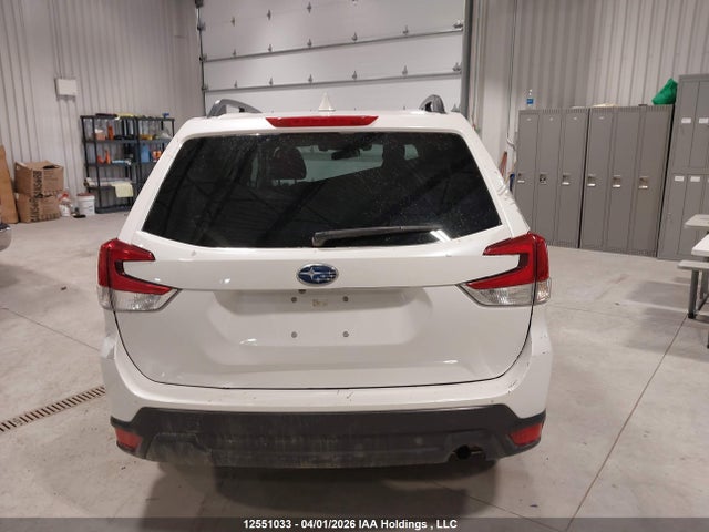 12551033 :رقم المزاد ، JF2SKEDC4MH493209 vin ، 2021 Subaru Forester مزاد بيع