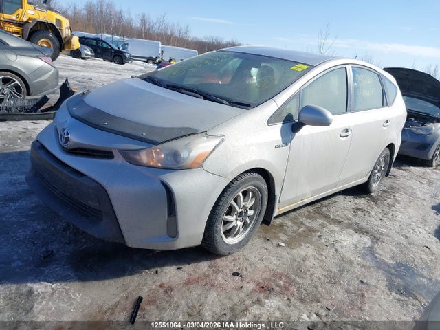 JTDZN3EU7FJ032663 Toyota PRIUS V