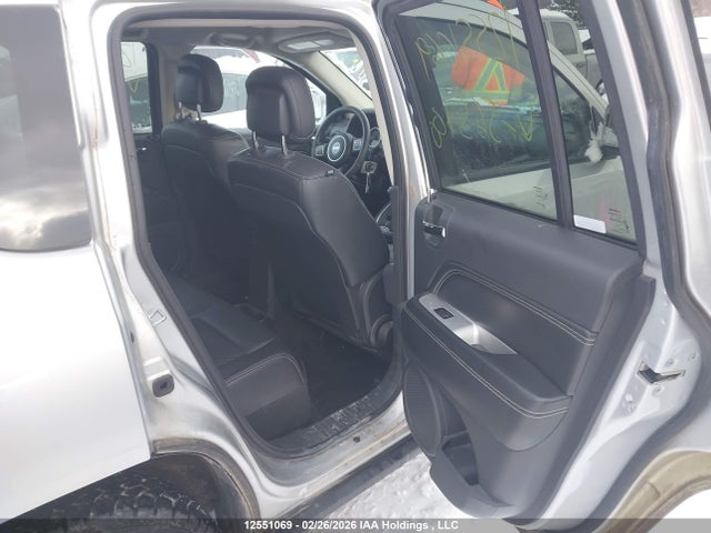Jeep Compass Sport/north 2014 1C4NJDAB8ED565400 Image 8