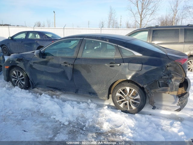 2HGFC2F53HH002026 Honda Civic Lx