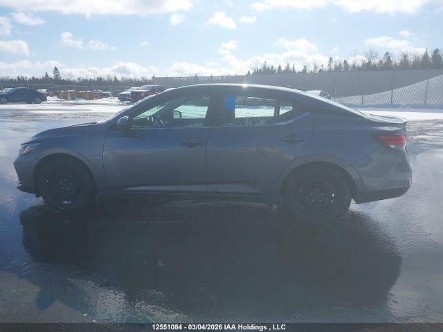 3N1AB8CV7NY256897 Nissan SENTRA SV