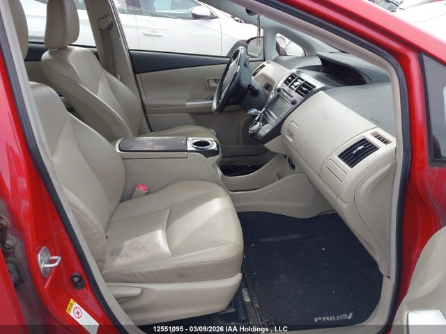12551095 :رقم المزاد ، JTDZN3EU2C3110539 vin ، 2012 Toyota Prius V مزاد بيع