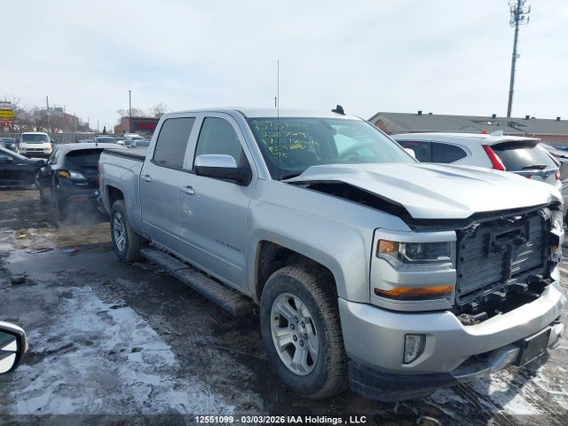 3GCUKREC9HG228749 Chevrolet Silverado 1500 2lt
