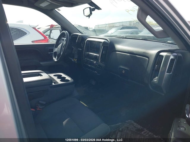 3GCUKREC9HG228749 Chevrolet Silverado 1500 2lt
