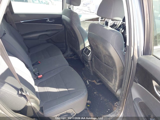 5XYPGDA36JG428158 KIA Sorento 2.4l Lx