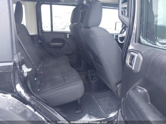 1C4HJXDN0JW204889 Jeep Wrangler Unlimited Sport
