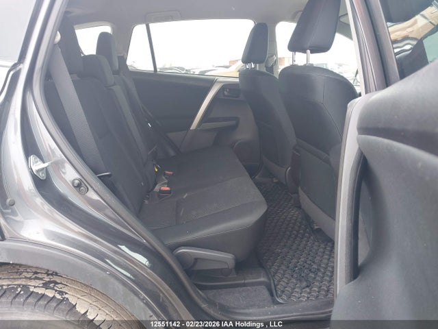12551142 :رقم المزاد ، 2T3BFREVXHW686944 vin ، 2017 Toyota Rav4 Le مزاد بيع