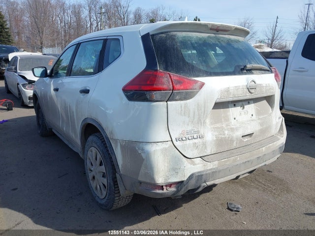 12551143 :رقم المزاد ، 5N1AT2MVXHC765218 vin ، 2017 Nissan Rogue مزاد بيع