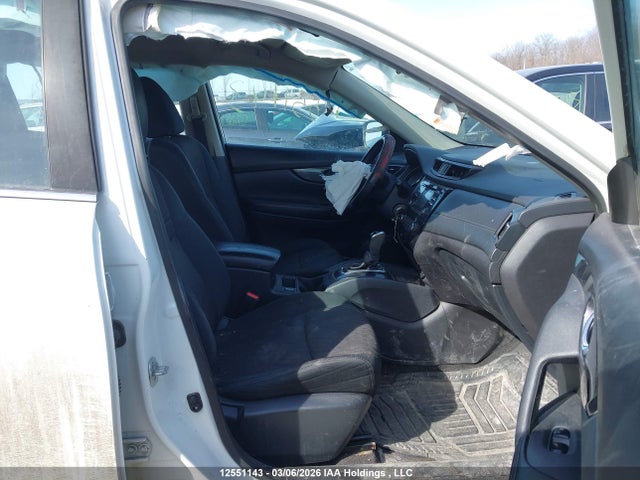 12551143 :رقم المزاد ، 5N1AT2MVXHC765218 vin ، 2017 Nissan Rogue مزاد بيع