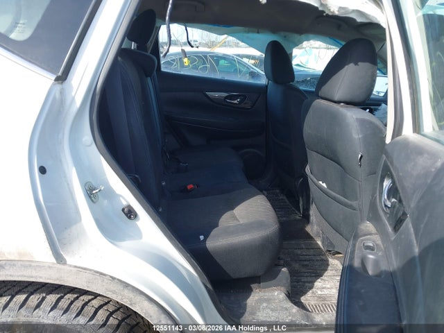 12551143 :رقم المزاد ، 5N1AT2MVXHC765218 vin ، 2017 Nissan Rogue مزاد بيع